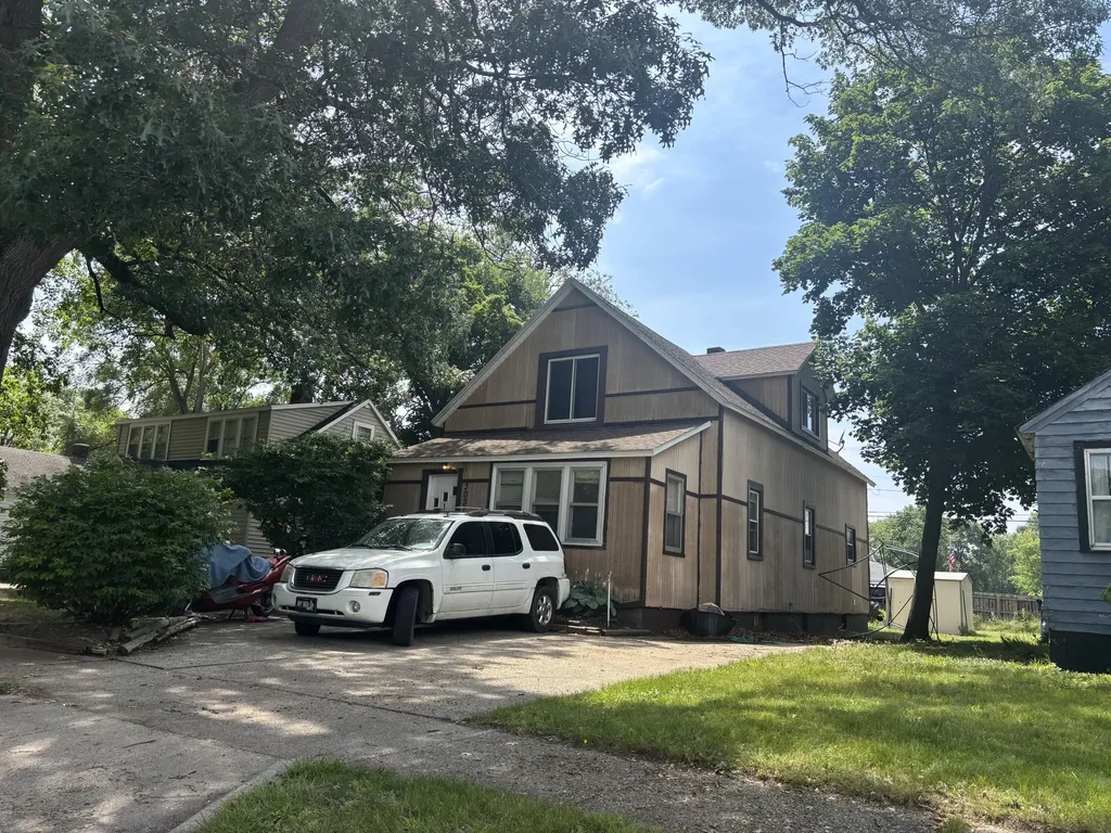 3037 Lemuel Street Muskegon Heights City MI 49444
