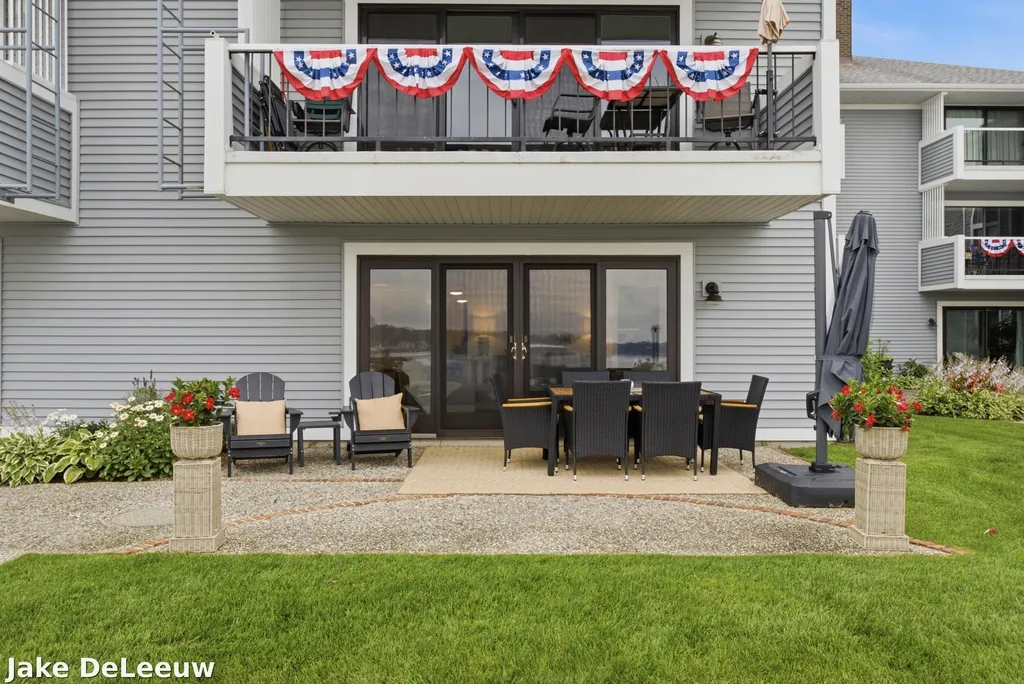 400 Lakeview Court Spring Lake Village MI 49456