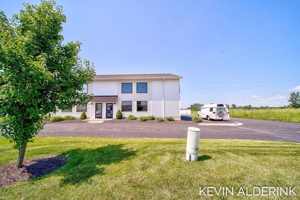 11555 Crossings Court Holland Charter Township MI 49424