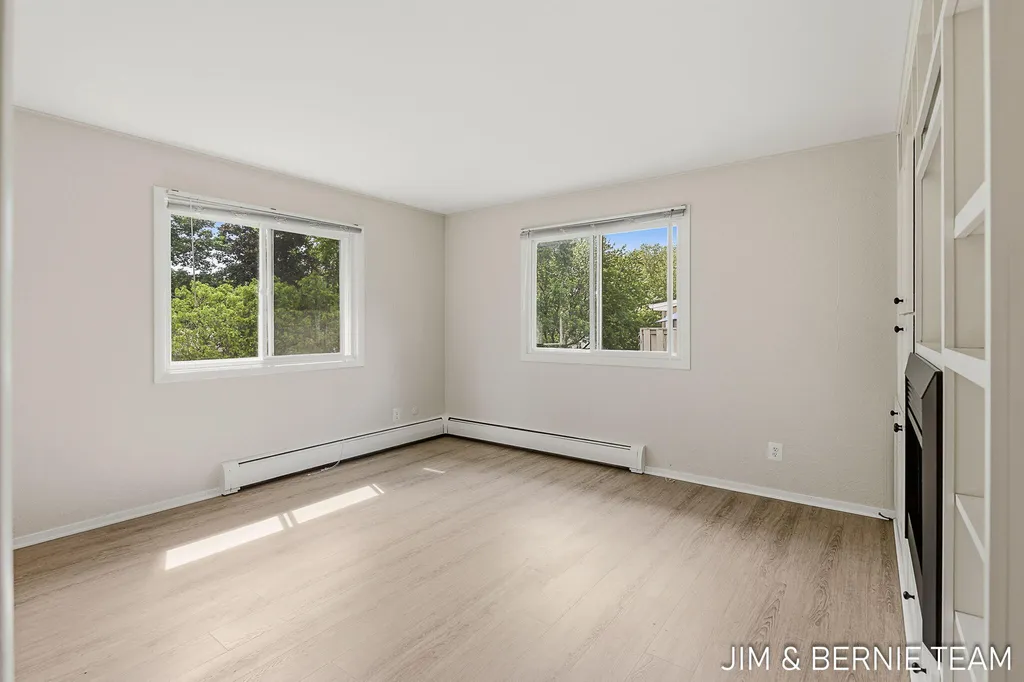 2238 Edgewood Avenue SE Grand Rapids City MI 49546