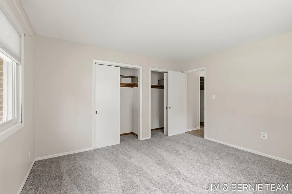 2238 Edgewood Avenue SE Grand Rapids City MI 49546