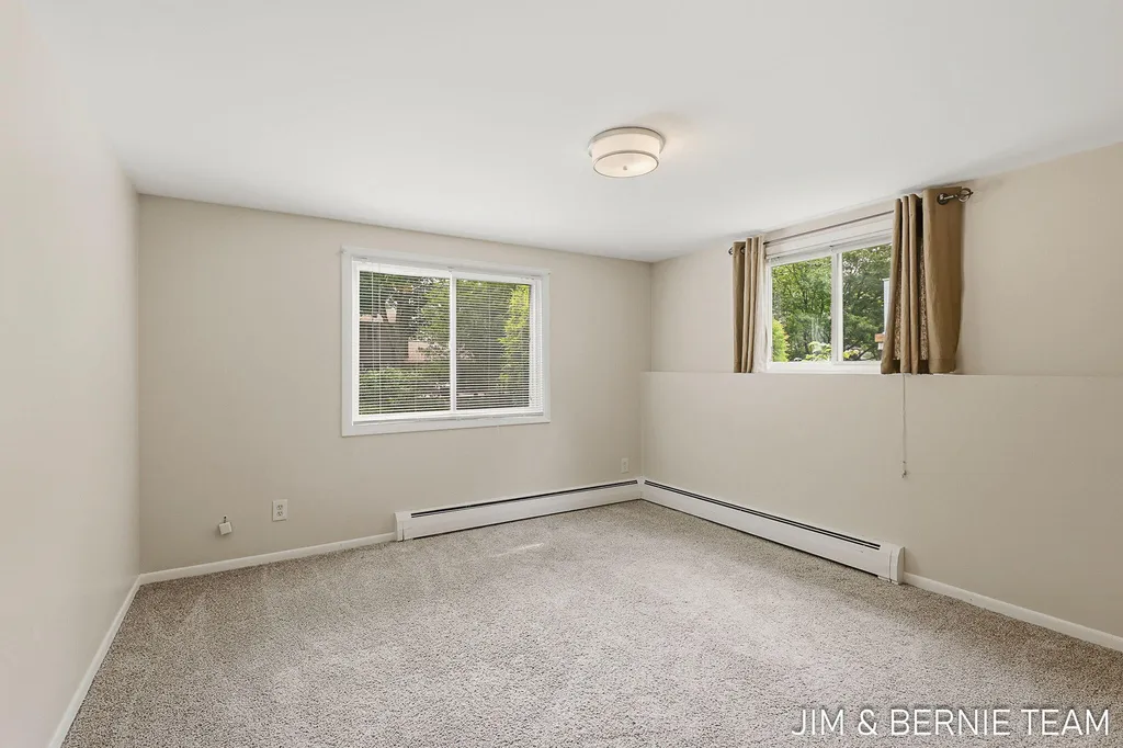 2238 Edgewood Avenue SE Grand Rapids City MI 49546
