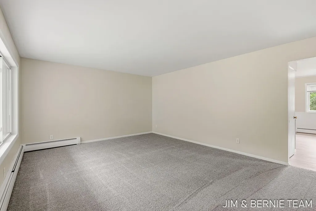 2238 Edgewood Avenue SE Grand Rapids City MI 49546