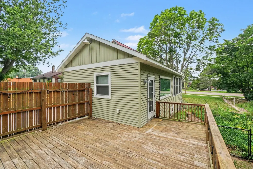 1130 S Shore Drive Holland City MI 49423