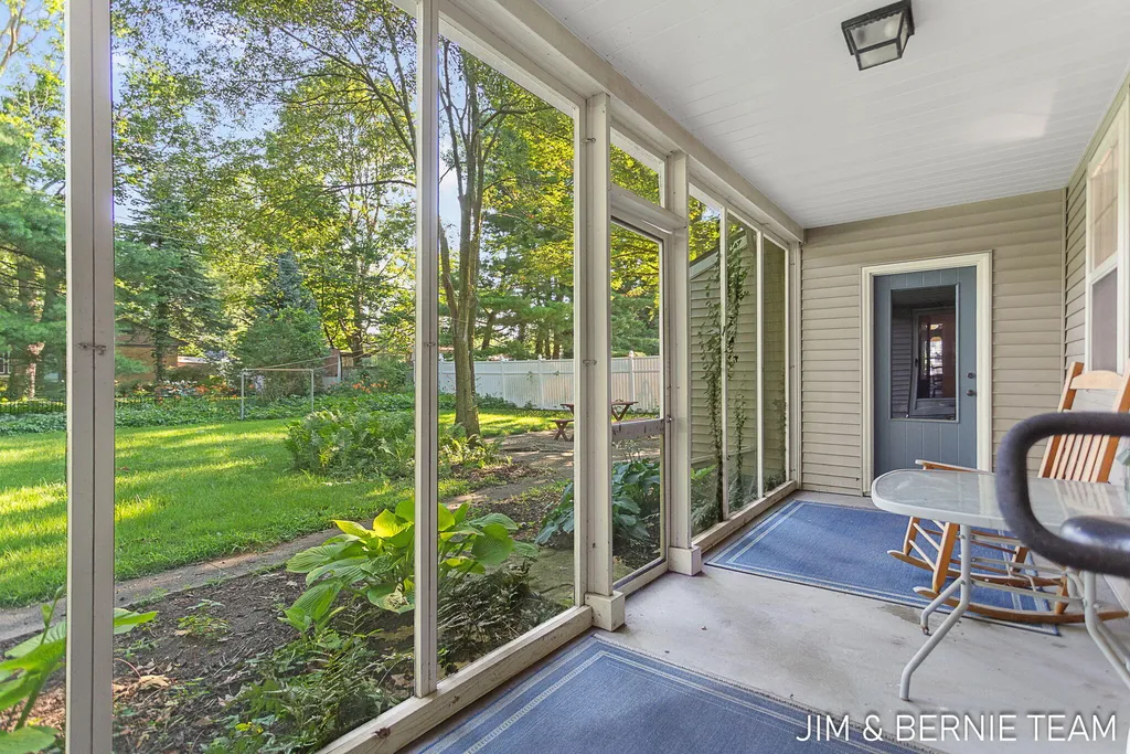 131 E 31st Street Holland City MI 49423