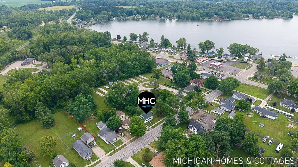 752 Jordan Lake Avenue Lake Odessa Village MI 48849