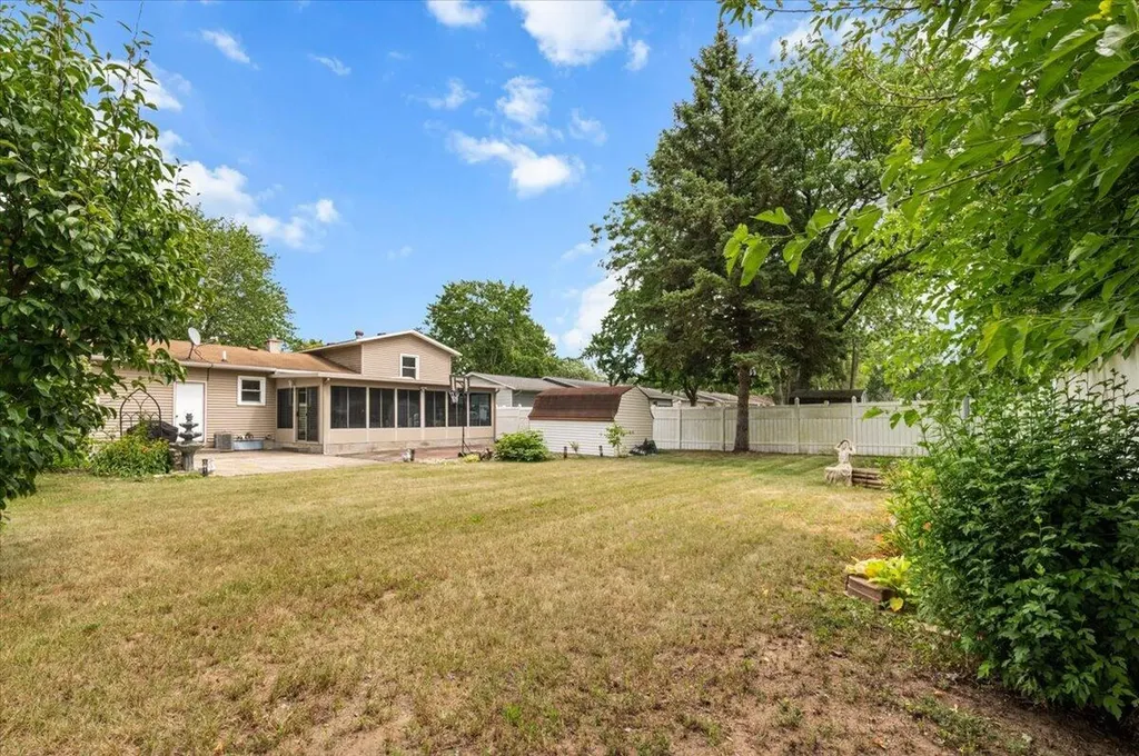 5077 Madison Avenue SE Kentwood City MI 49548