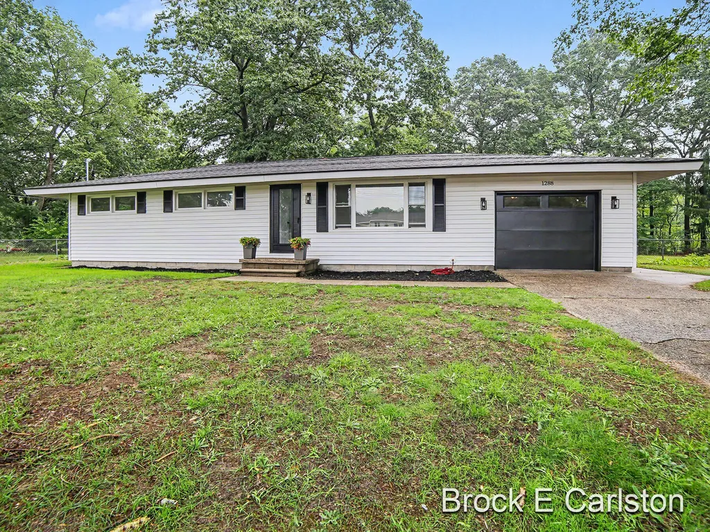 1288 Aspacia Street Laketon Township MI 49445