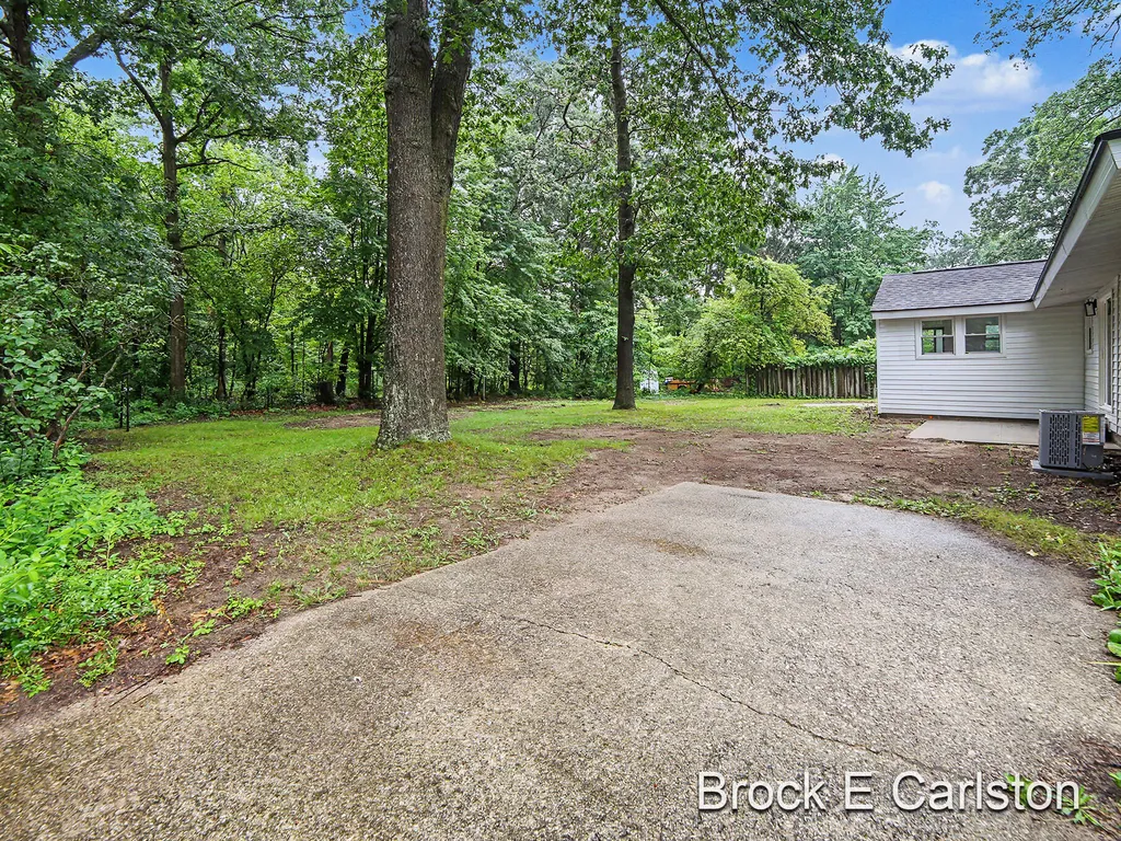 1288 Aspacia Street Laketon Township MI 49445