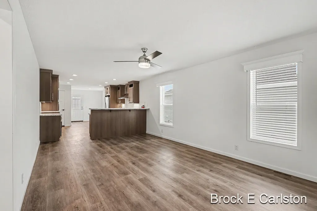 1283 E Ellis Road Norton Shores City MI 49441