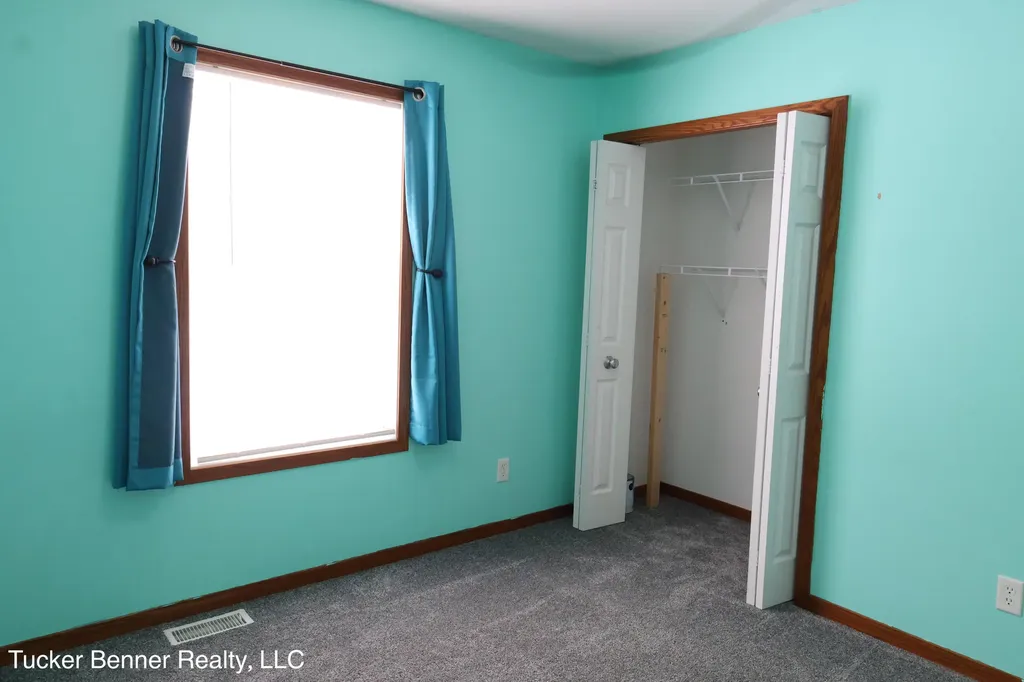 4122 Duck Lake Road Fruitland Township MI 49461