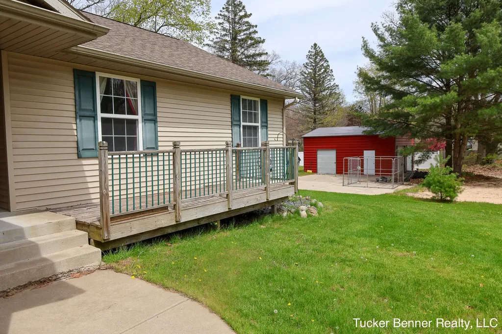 4122 Duck Lake Road Fruitland Township MI 49461