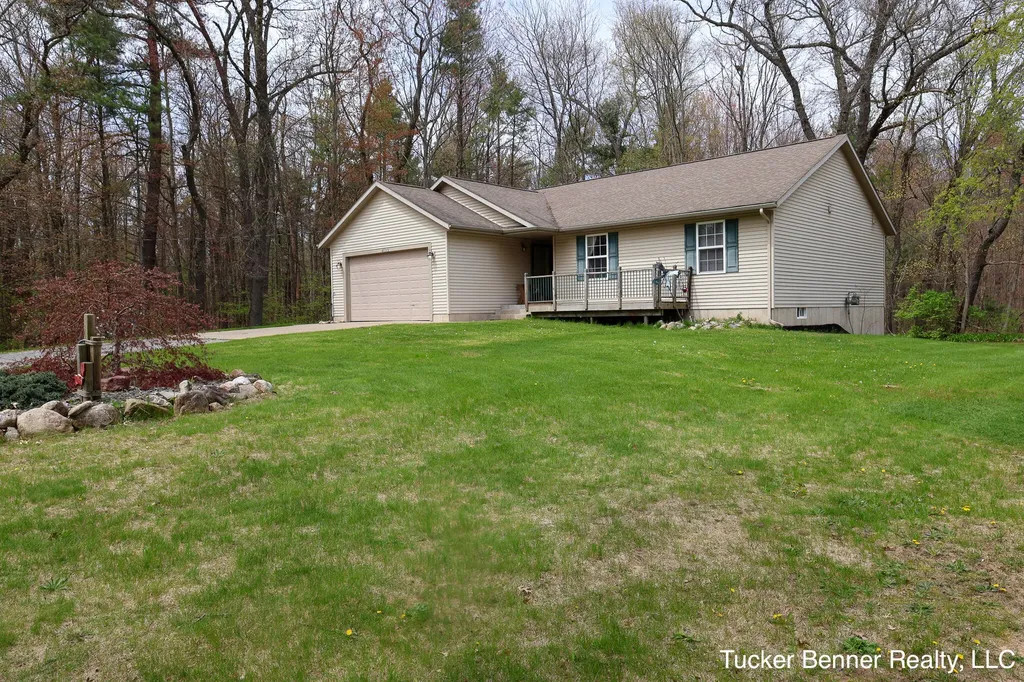 4122 Duck Lake Road Fruitland Township MI 49461