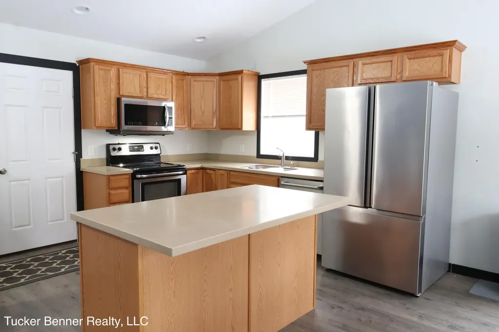 4122 Duck Lake Road Fruitland Township MI 49461
