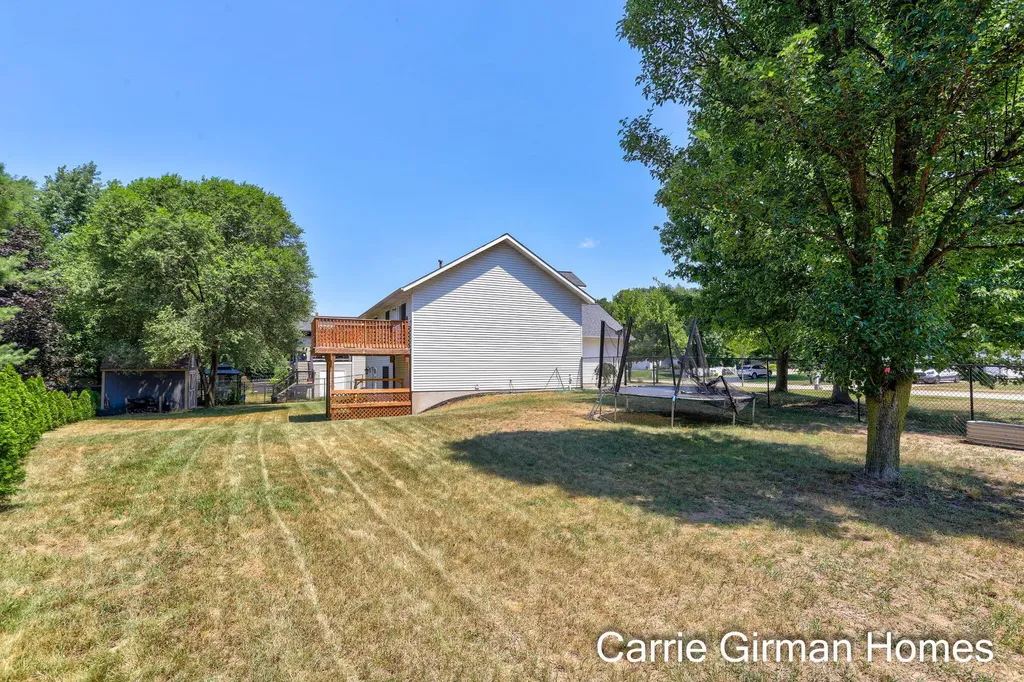 11011 Skyway Lane Allendale Charter Township MI 49401
