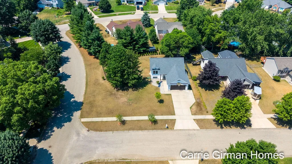 11011 Skyway Lane Allendale Charter Township MI 49401