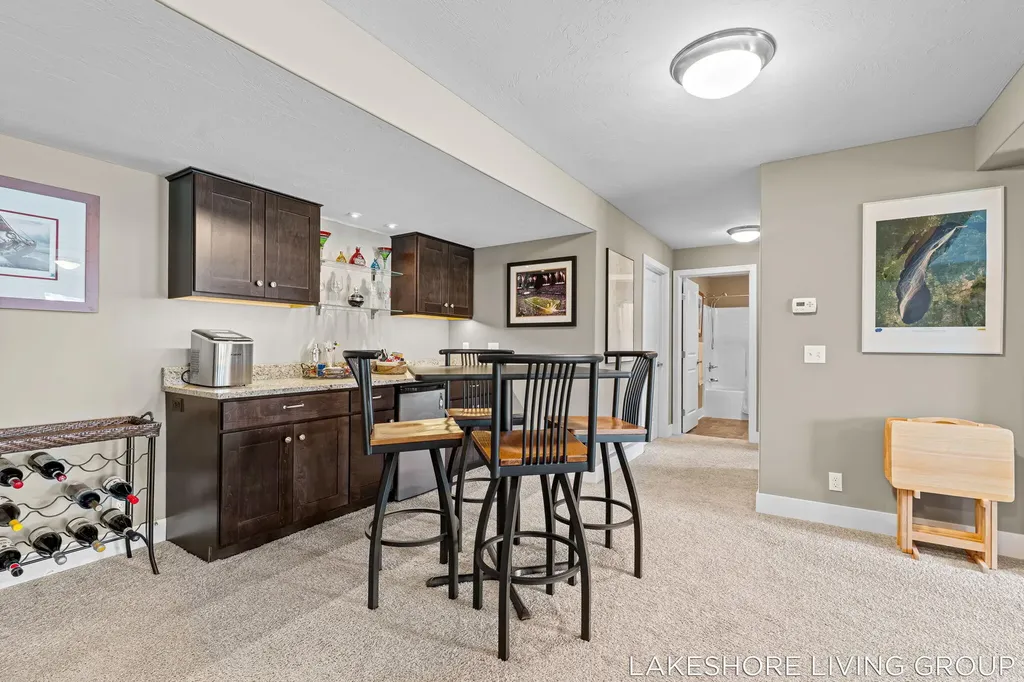 11565 S Lake Drive Holland Charter Township MI 49424
