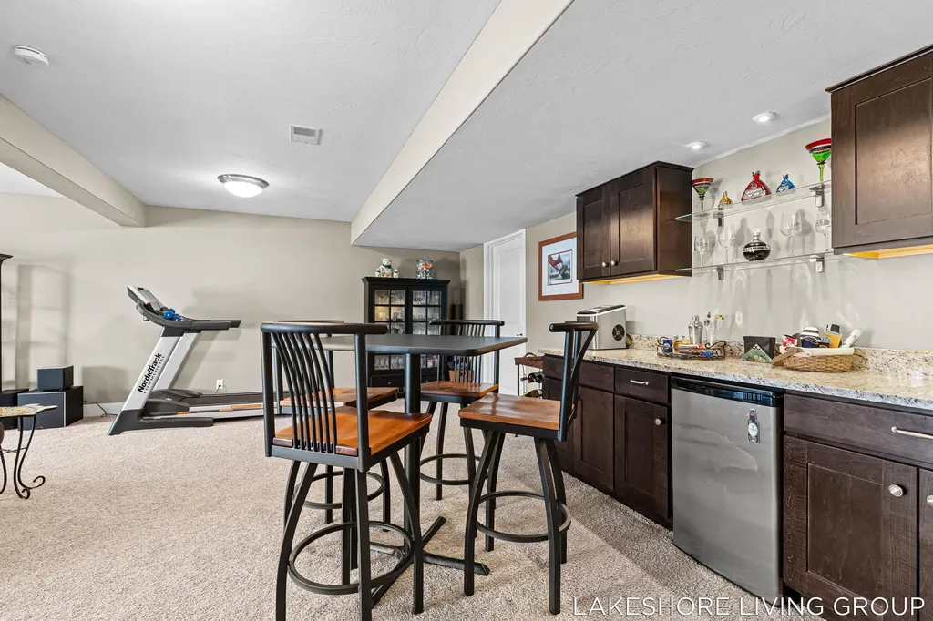 11565 S Lake Drive Holland Charter Township MI 49424