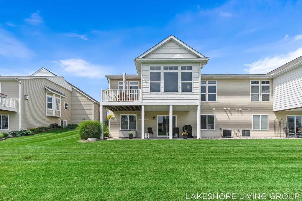 11565 S Lake Drive Holland Charter Township MI 49424