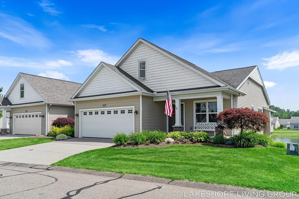 11565 S Lake Drive Holland Charter Township MI 49424