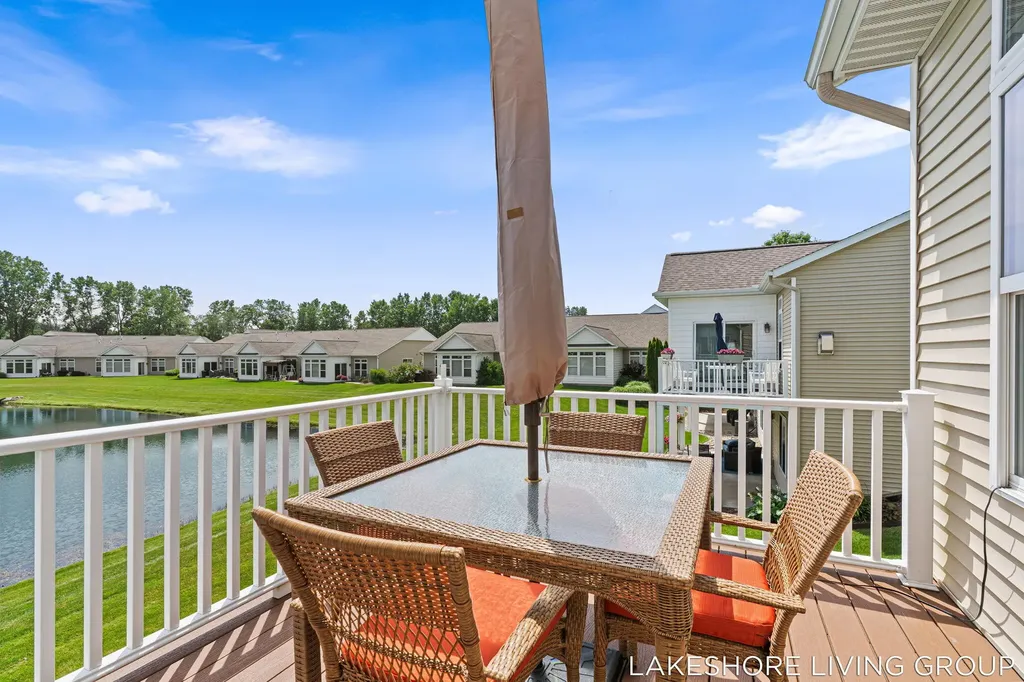 11565 S Lake Drive Holland Charter Township MI 49424