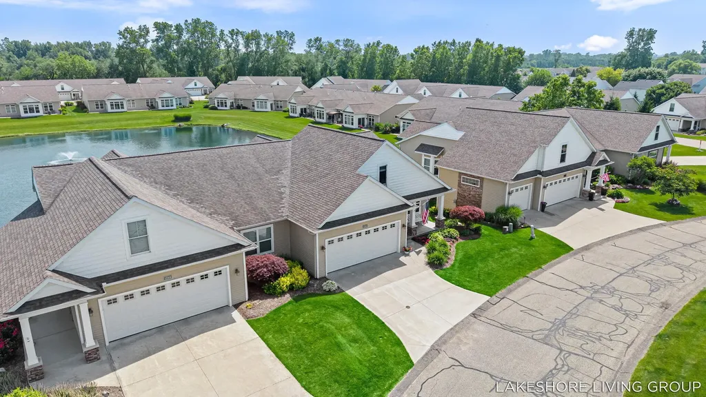 11565 S Lake Drive Holland Charter Township MI 49424