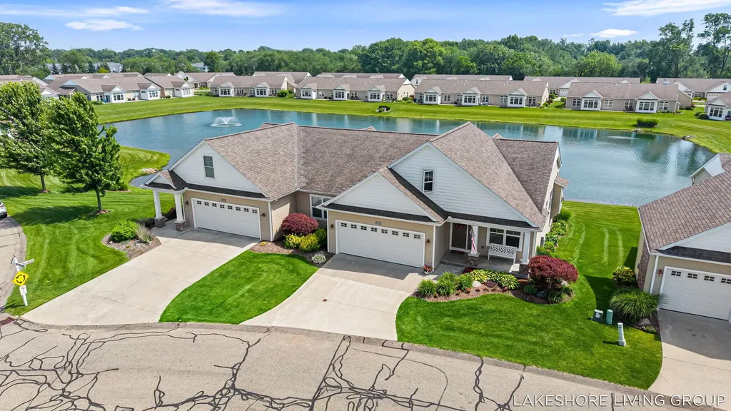 11565 S Lake Drive Holland Charter Township MI 49424