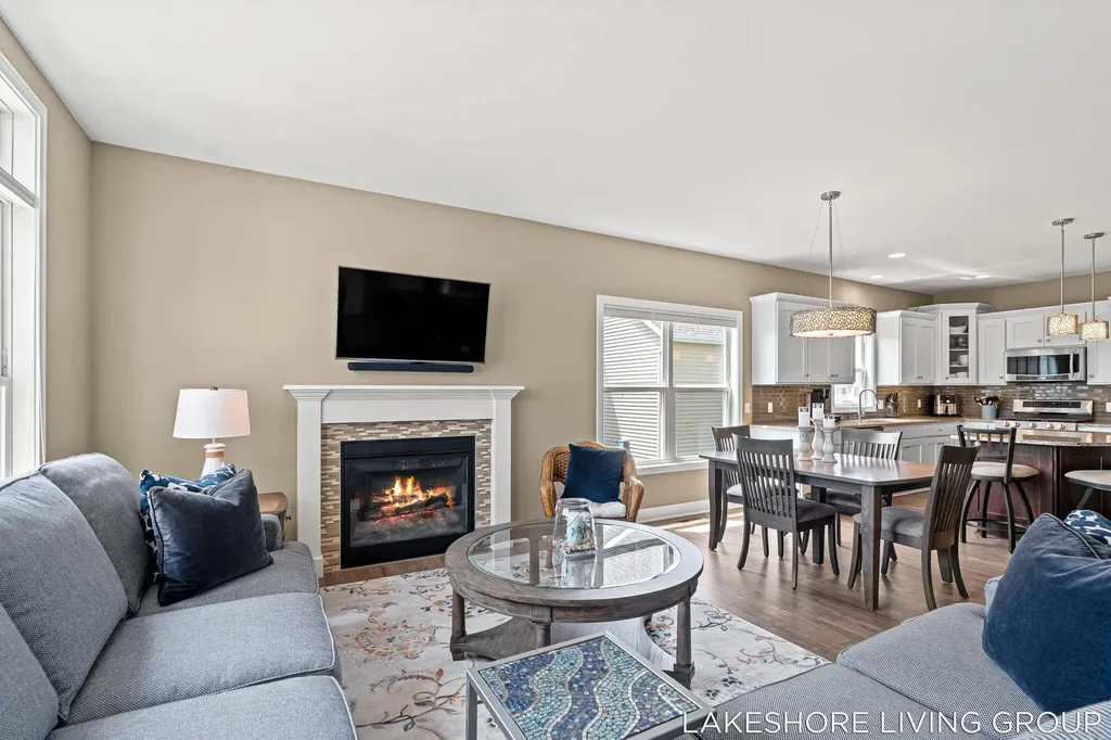 11565 S Lake Drive Holland Charter Township MI 49424