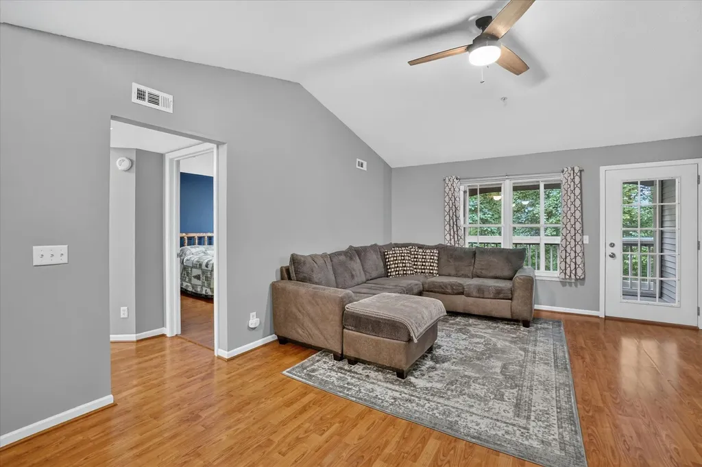 609 Curzon Court Howell City MI 48843