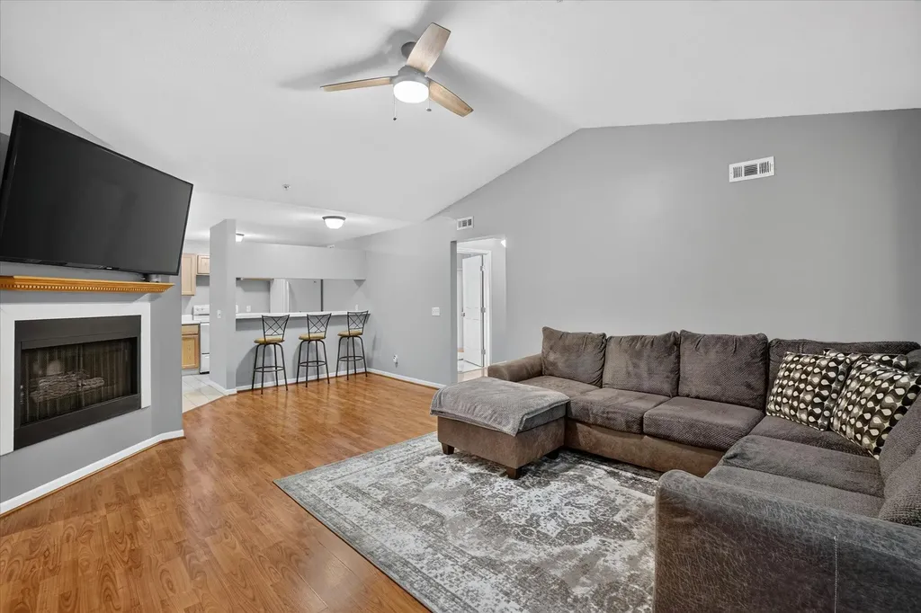 609 Curzon Court Howell City MI 48843