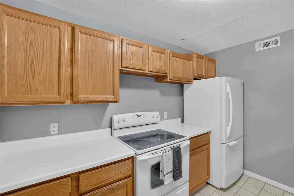 609 Curzon Court Howell City MI 48843