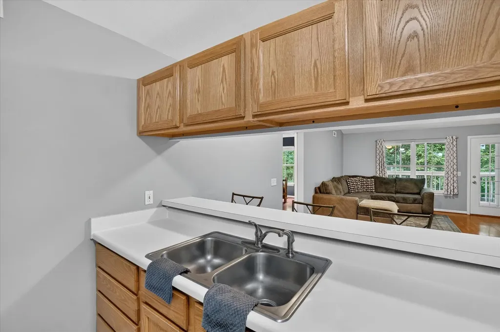 609 Curzon Court Howell City MI 48843