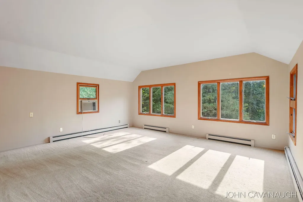 9516 Taft Street Polkton Charter Township MI 49404