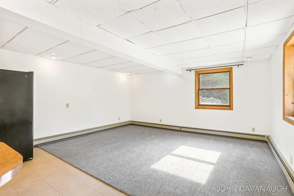 9516 Taft Street Polkton Charter Township MI 49404