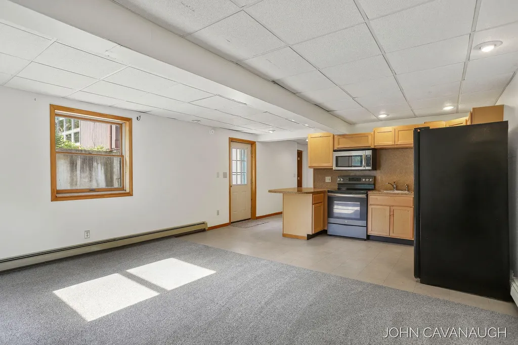 9516 Taft Street Polkton Charter Township MI 49404
