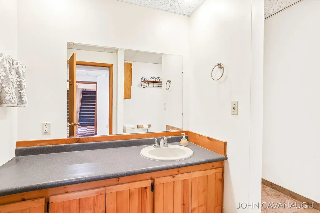 9516 Taft Street Polkton Charter Township MI 49404
