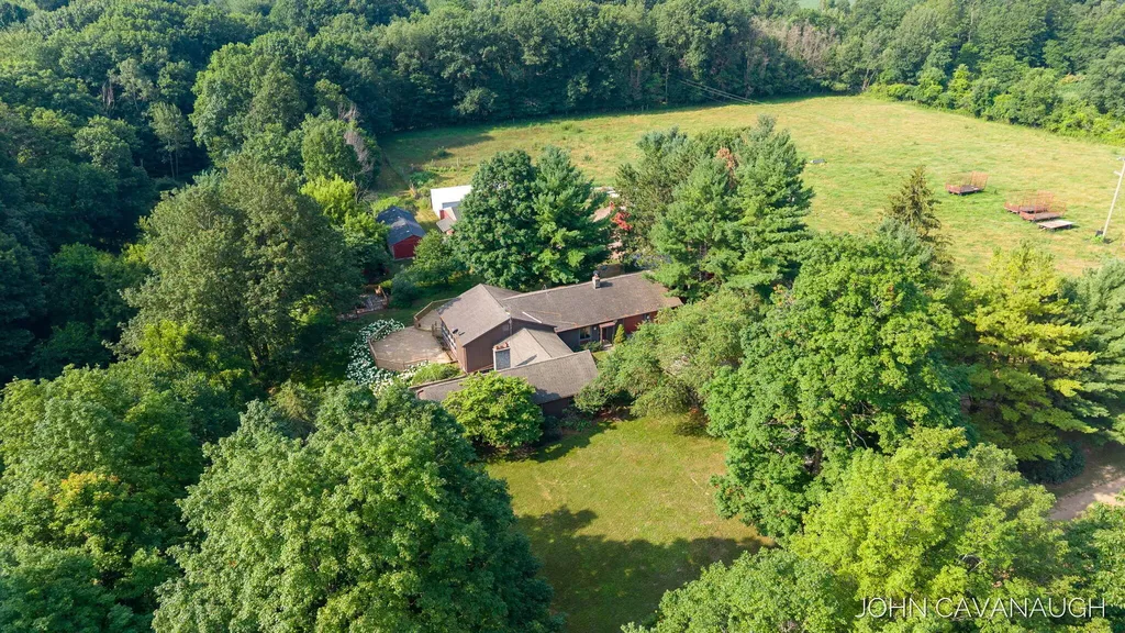 9516 Taft Street Polkton Charter Township MI 49404