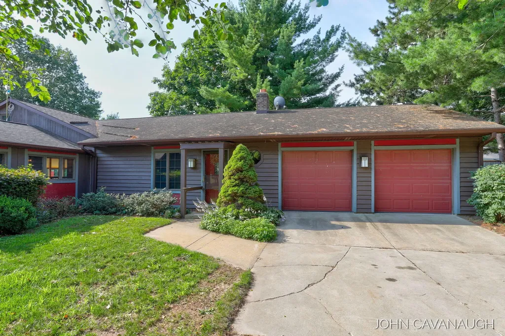 9516 Taft Street Polkton Charter Township MI 49404