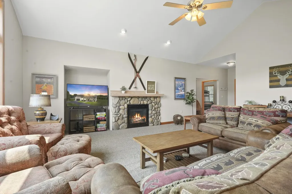 18863 Meadowlark Road Springdale Township MI 49683