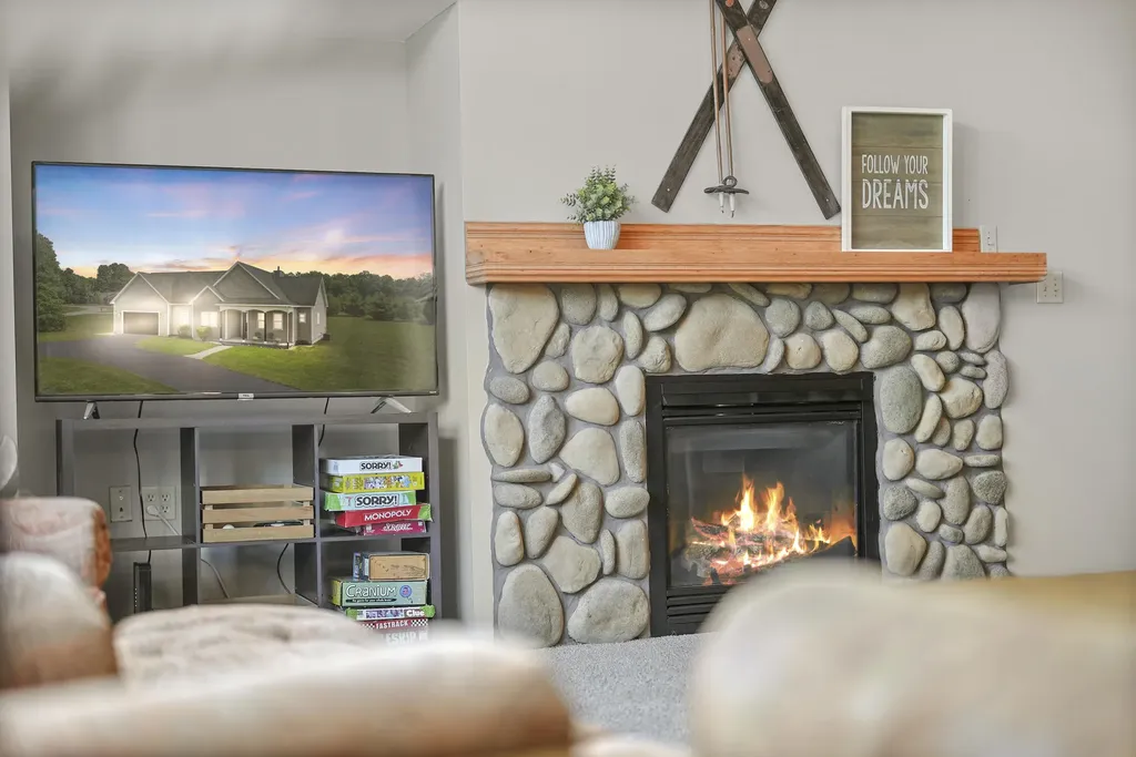 18863 Meadowlark Road Springdale Township MI 49683