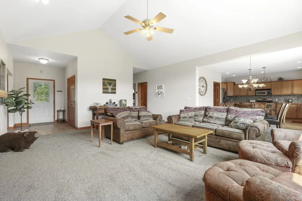 18863 Meadowlark Road Springdale Township MI 49683
