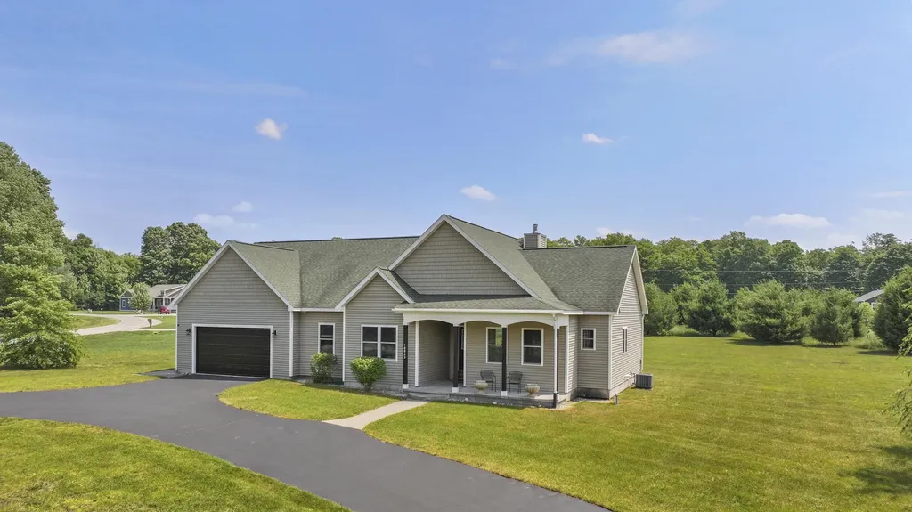 18863 Meadowlark Road Springdale Township MI 49683