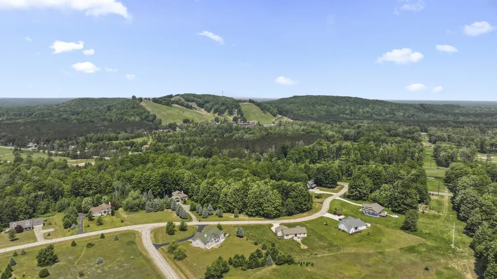 18863 Meadowlark Road Springdale Township MI 49683