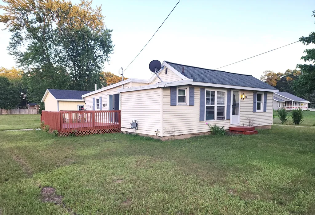 1150 S Quarterline Road Muskegon Charter Township MI 49442