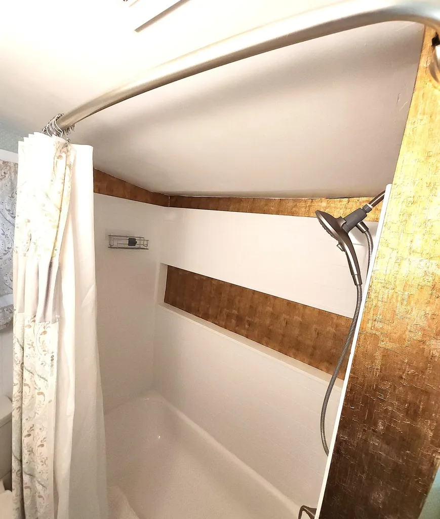 1150 S Quarterline Road Muskegon Charter Township MI 49442