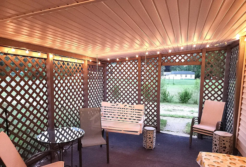 1150 S Quarterline Road Muskegon Charter Township MI 49442