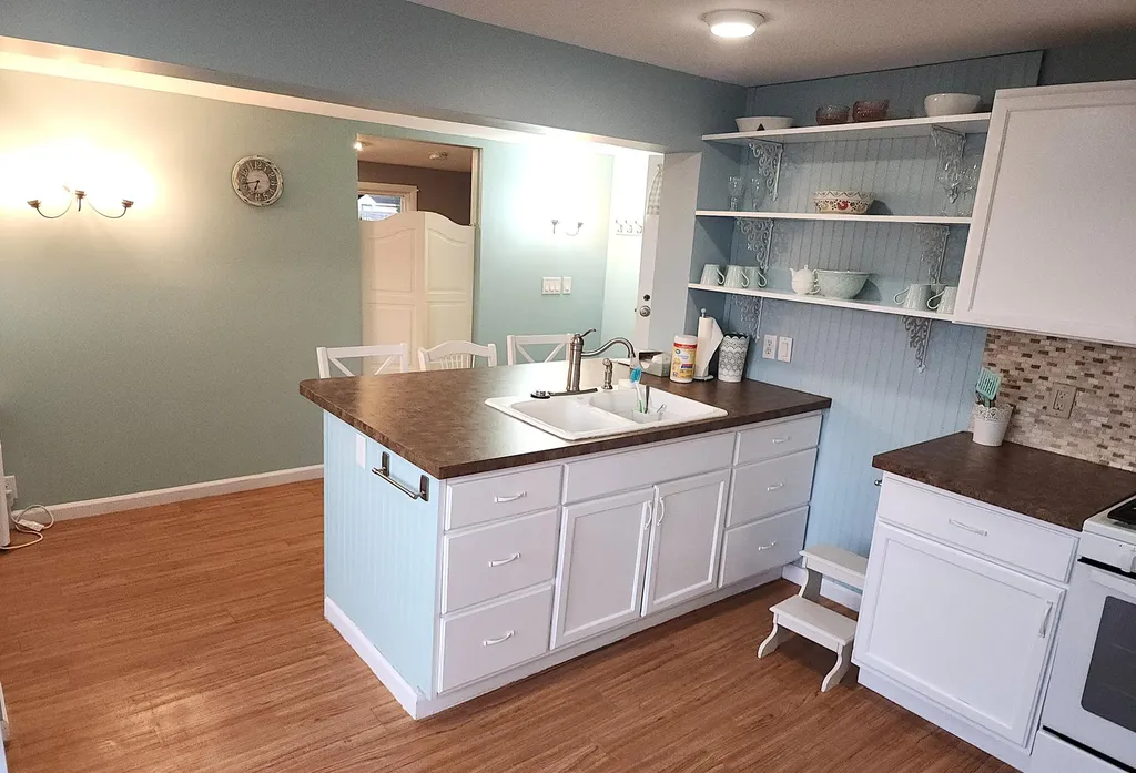 1150 S Quarterline Road Muskegon Charter Township MI 49442