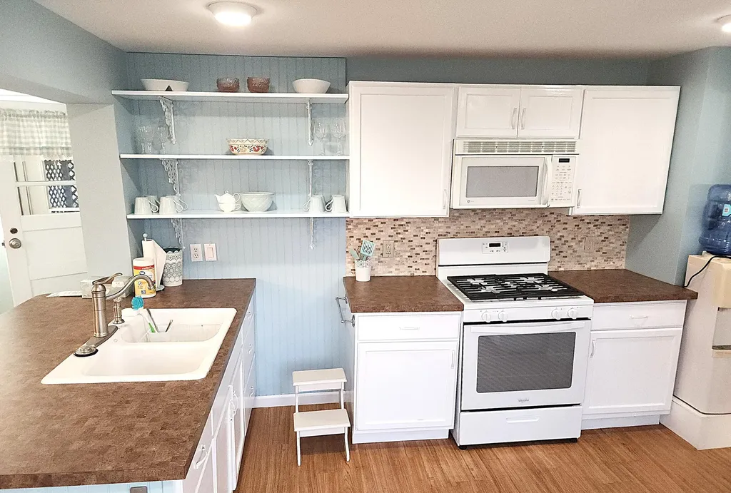 1150 S Quarterline Road Muskegon Charter Township MI 49442