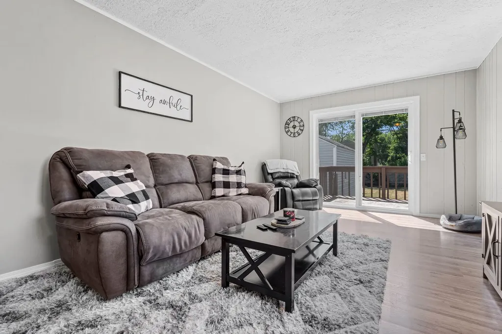 2561 Taft Avenue SW Wyoming City MI 49519