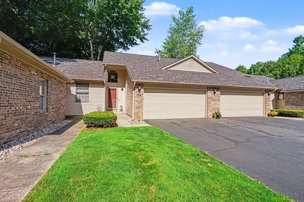 114 Sandy Point Drive Park Township MI 49424